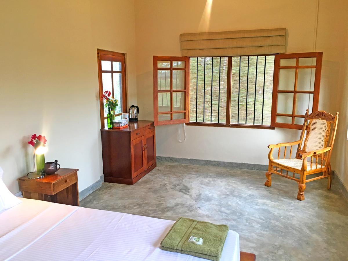 Captain'S Bird Safari Lodge Puttalam Exterior photo