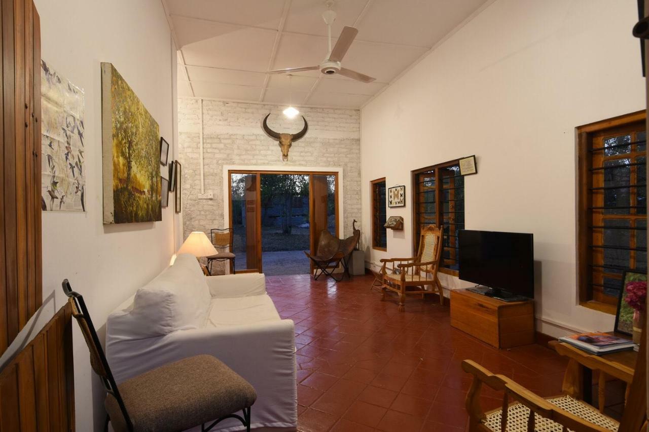 Captain'S Bird Safari Lodge Puttalam Exterior photo